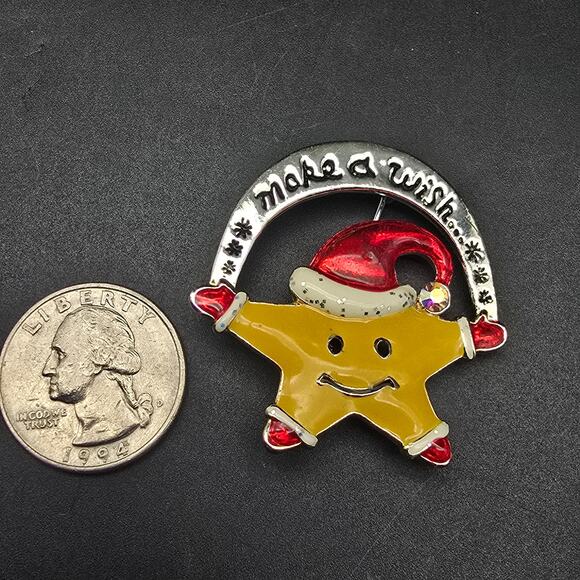 AAI Make a Wish Star Brooch Christmas Santa Hat Wish Upon a Star - Picture 6 of 6